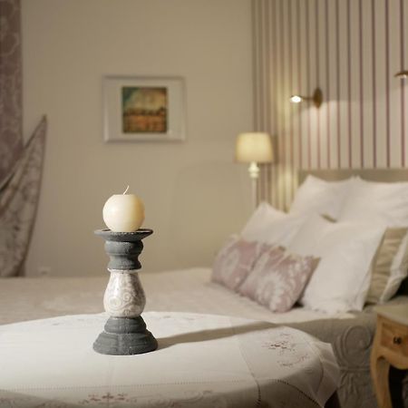 Domaine De La Fontaine Bed & Breakfast Chavagne Ngoại thất bức ảnh